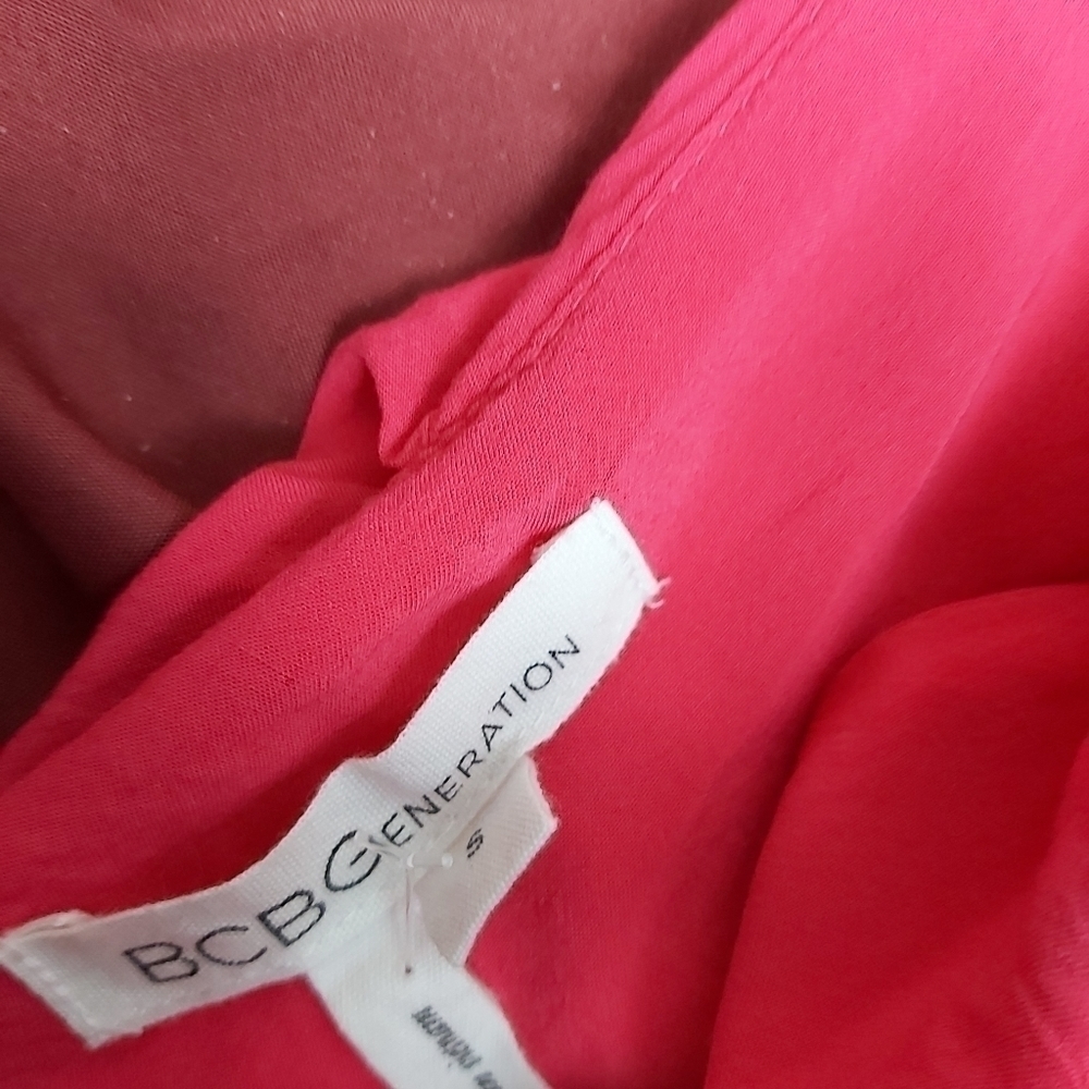 BCBGENERATION Ruffled Top‎ - Picture 6 of 9